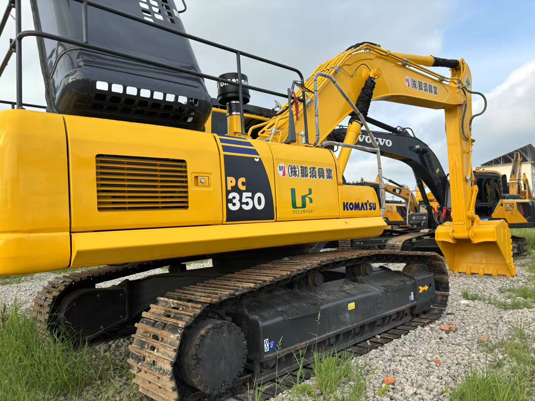 KOMATSU PC350
