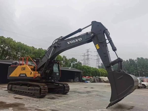 VOLVO EC500