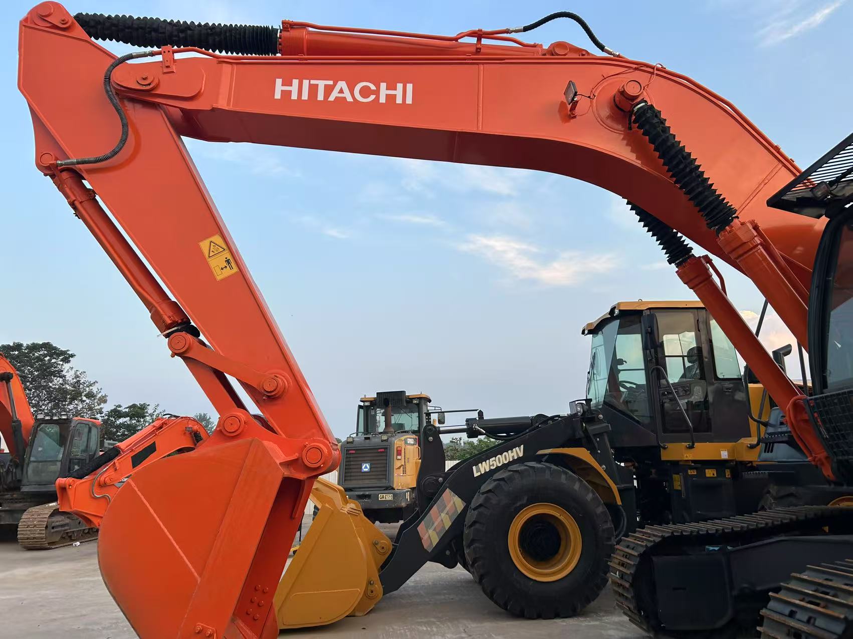 Why the Used Hitachi ZX350 is a Popular Choice for Heavy-Duty Projects